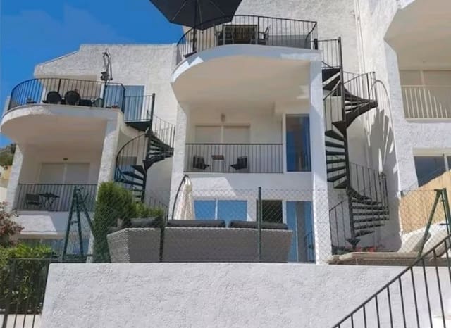 3 makuuhuone Omakotitalo myytävänä paikassa Callosa d'En Sarrià mukana uima-altaan - 315 000 € (Ref: 9563922)