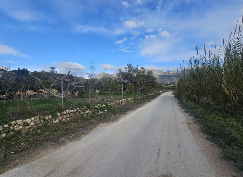 1 soveværelse Finca/Landehus til salg i Callosa d'En Sarria med garage - € 270.000 (Ref: 9565849)