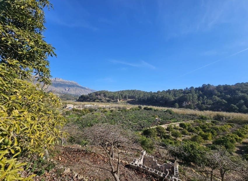 1 soveværelse Finca/Landehus til salg i Callosa d'En Sarria med garage - € 270.000 (Ref: 9565849)