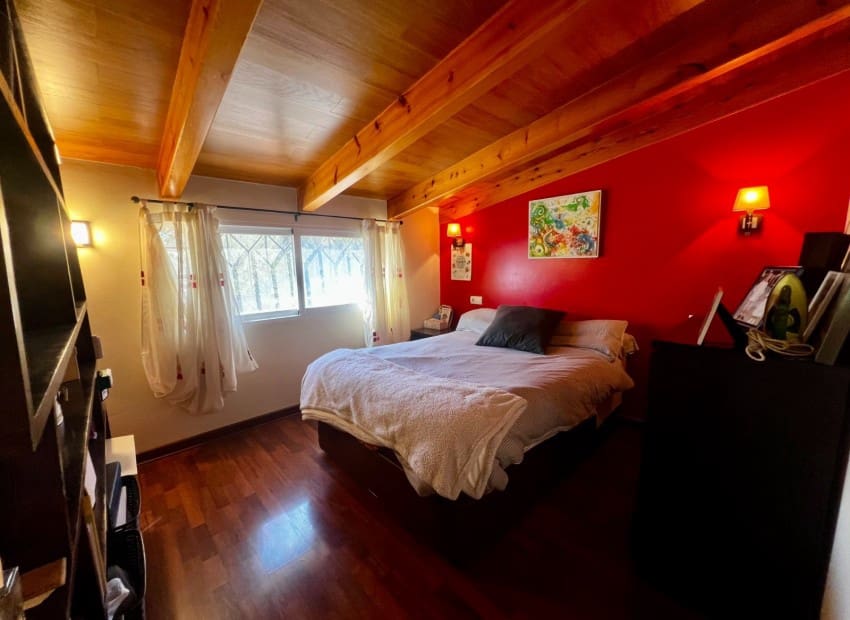 4 makuuhuone Huvila myytävänä paikassa Polop mukana uima-altaan 
autotalli - 375 000 € (Ref: 9570283)