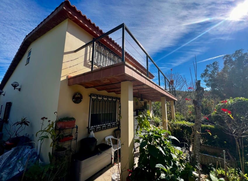 4 makuuhuone Huvila myytävänä paikassa Polop mukana uima-altaan 
autotalli - 375 000 € (Ref: 9570283)