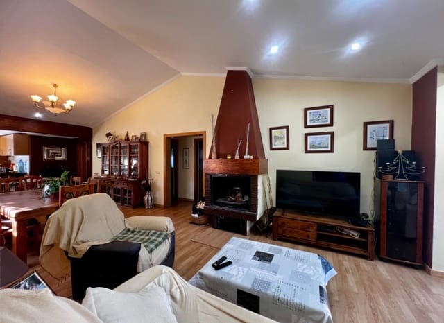 4 makuuhuone Huvila myytävänä paikassa Polop mukana uima-altaan 
autotalli - 375 000 € (Ref: 9570283)