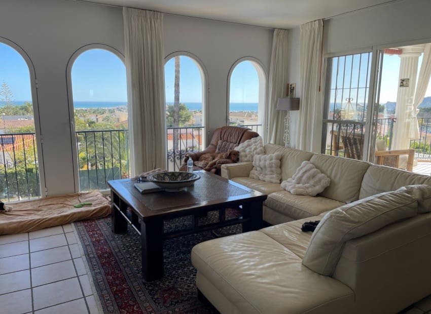 5 soveværelse Villa til salg i La Nucia med swimmingpool garage - € 595.000 (Ref: 9572297)