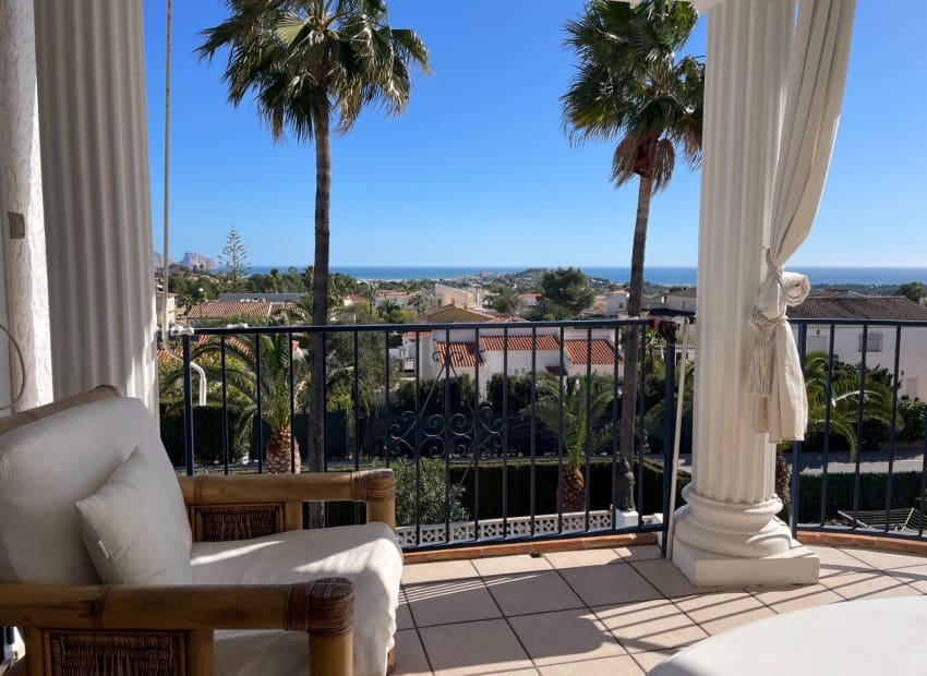 5 soveværelse Villa til salg i La Nucia med swimmingpool garage - € 595.000 (Ref: 9572297)