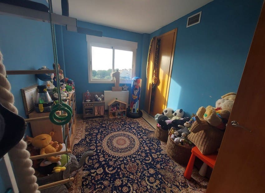 5 makuuhuone Huvila myytävänä paikassa La Nucia mukana uima-altaan - 385 000 € (Ref: 9599956)