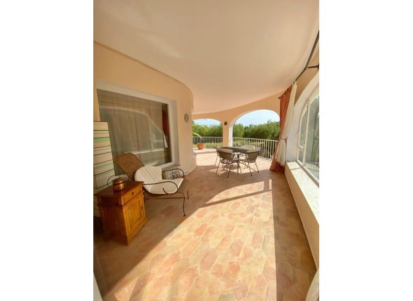 5 slaapkamer Villa te koop in Altea la Vella met zwembad garage - € 900.000 (Ref: 9599957)