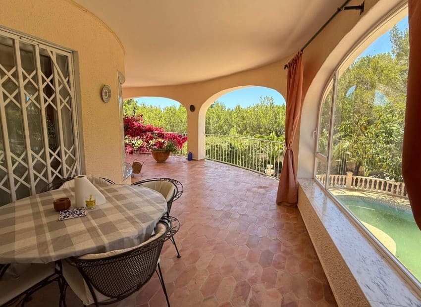 5 slaapkamer Villa te koop in Altea la Vella met zwembad garage - € 900.000 (Ref: 9599957)