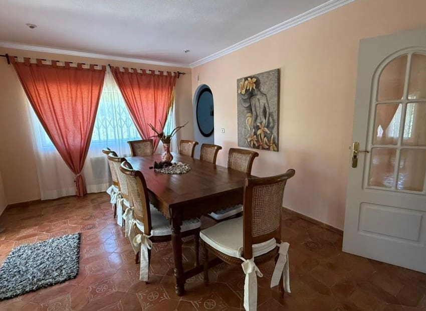 5 slaapkamer Villa te koop in Altea la Vella met zwembad garage - € 900.000 (Ref: 9599957)