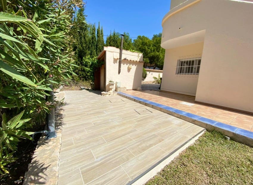 5 slaapkamer Villa te koop in Altea la Vella met zwembad garage - € 900.000 (Ref: 9599957)