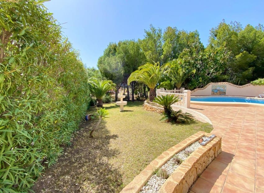 5 slaapkamer Villa te koop in Altea la Vella met zwembad garage - € 900.000 (Ref: 9599957)