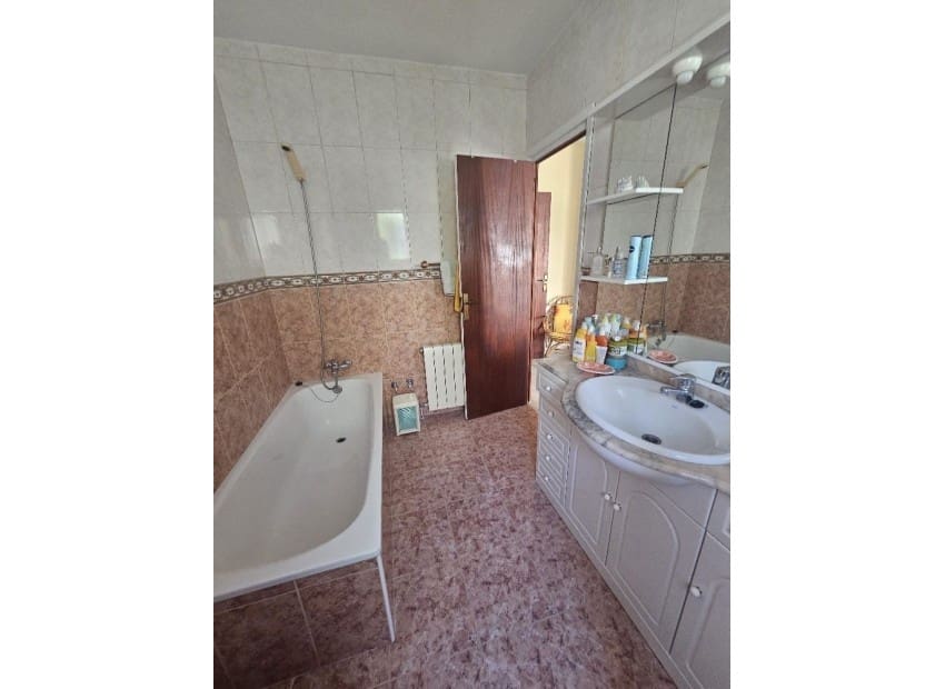 5 slaapkamer Villa te koop in Albir met zwembad - € 580.000 (Ref: 9603306)