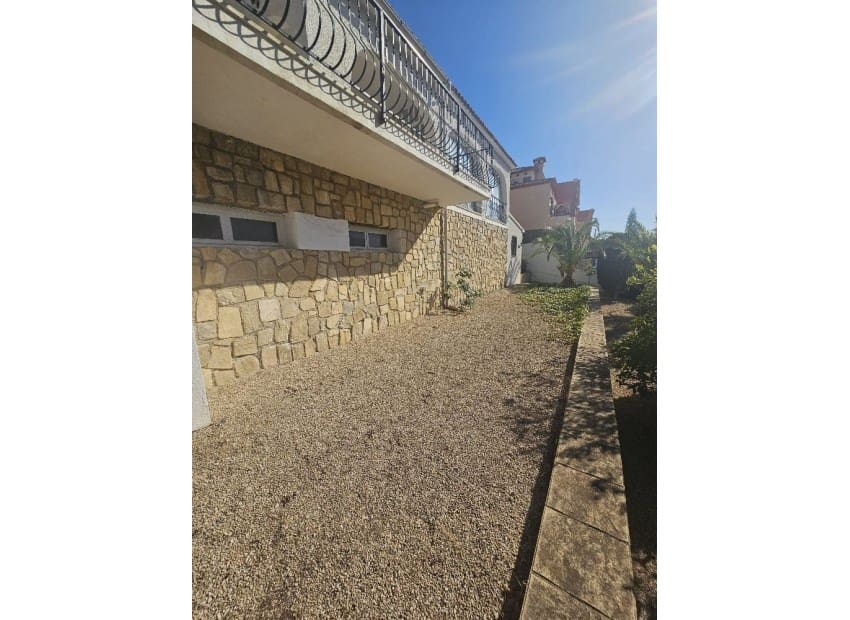 5 slaapkamer Villa te koop in Albir met zwembad - € 580.000 (Ref: 9603306)