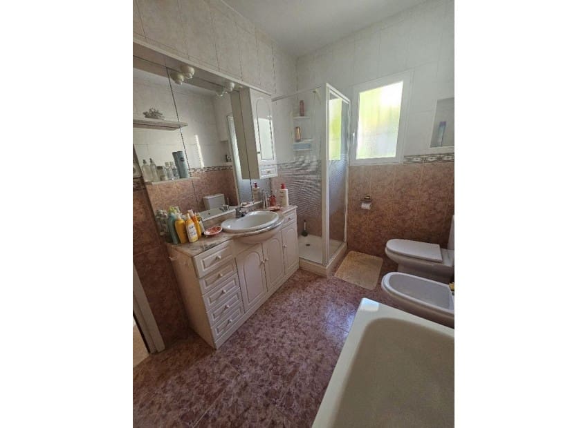 5 slaapkamer Villa te koop in Albir met zwembad - € 580.000 (Ref: 9603306)