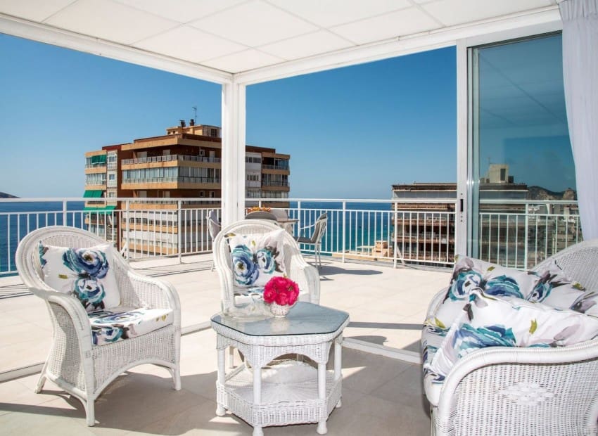 3 slaapkamer Penthouse te koop in Benidorm met zwembad - € 575.000 (Ref: 9606692)