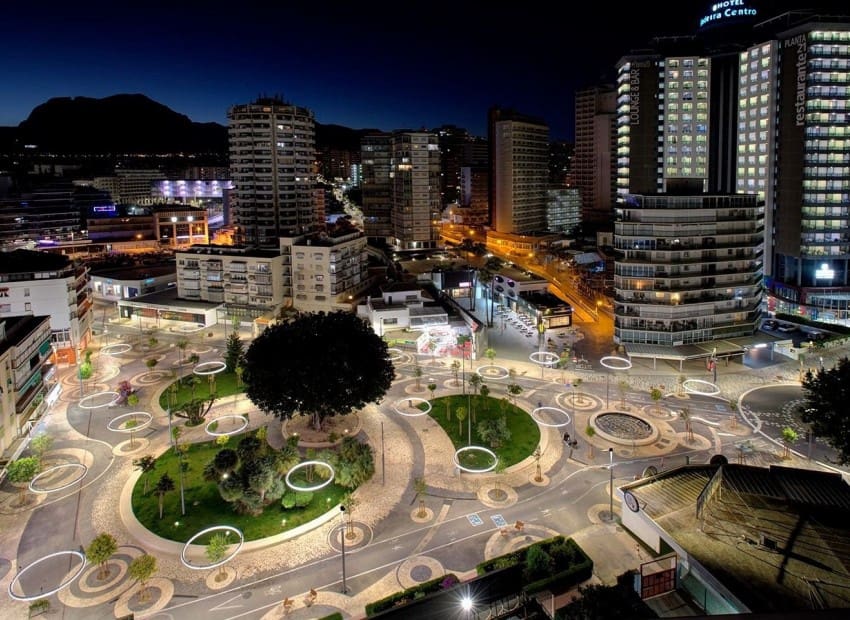 3 slaapkamer Penthouse te koop in Benidorm met zwembad - € 575.000 (Ref: 9606692)