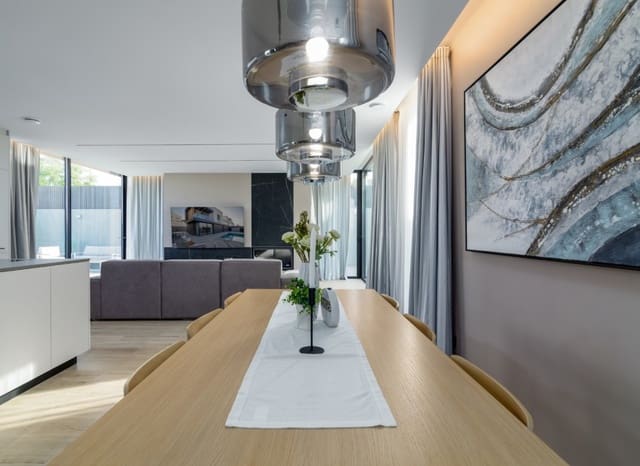 4 soveværelse Villa til salg i Albir, Alfaz del Pi / L'Alfàs del Pi med swimmingpool - € 1.950.000 (Ref: 9620700)