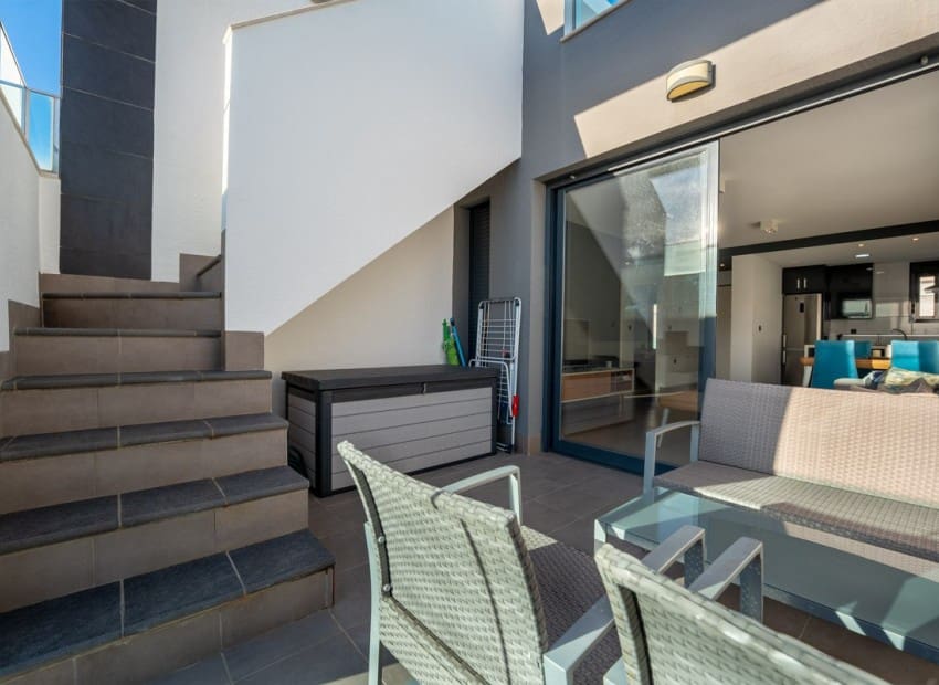 2 camera da letto Attico in vendita in Punta Prima con piscina garage - 299.000 € (Rif: 9623200)