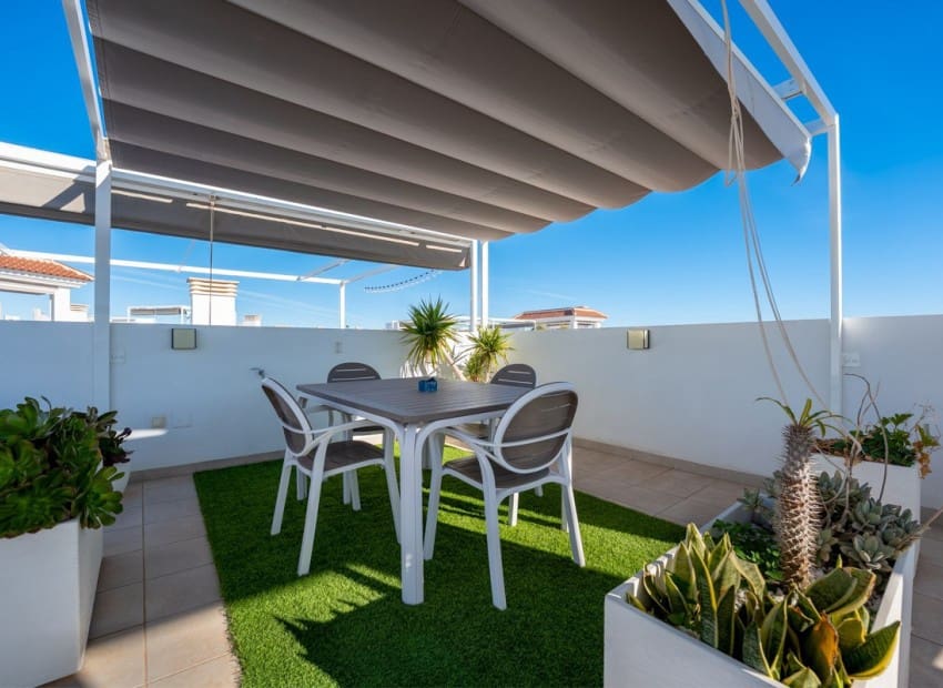 Apartamento de 2 habitaciones en Ciudad Quesada en venta con piscina - 309.000 € (Ref: 9624037)