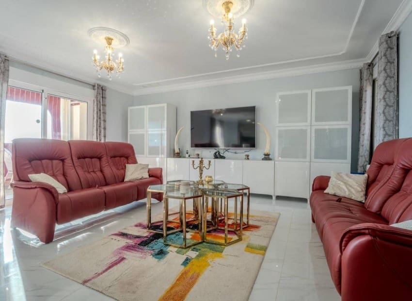 9 soverom Villa til salgs i San Fulgencio med svømmebasseng garasje - € 849 000 (Ref: 9626464)