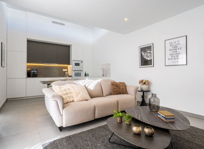 3 soveværelse Villa til salg i Roldan med swimmingpool - € 342.000 (Ref: 9628134)