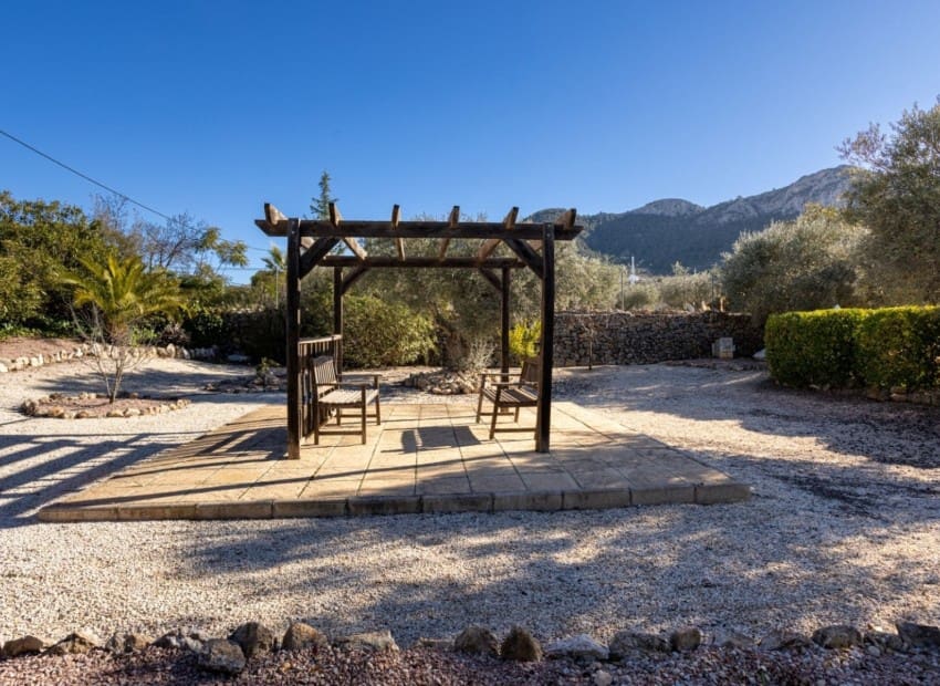 3 makuuhuone Maalaistalo myytävänä paikassa Pena Zafra de Arriba mukana uima-altaan 
autotalli - 395 000 € (Ref: 9628282)