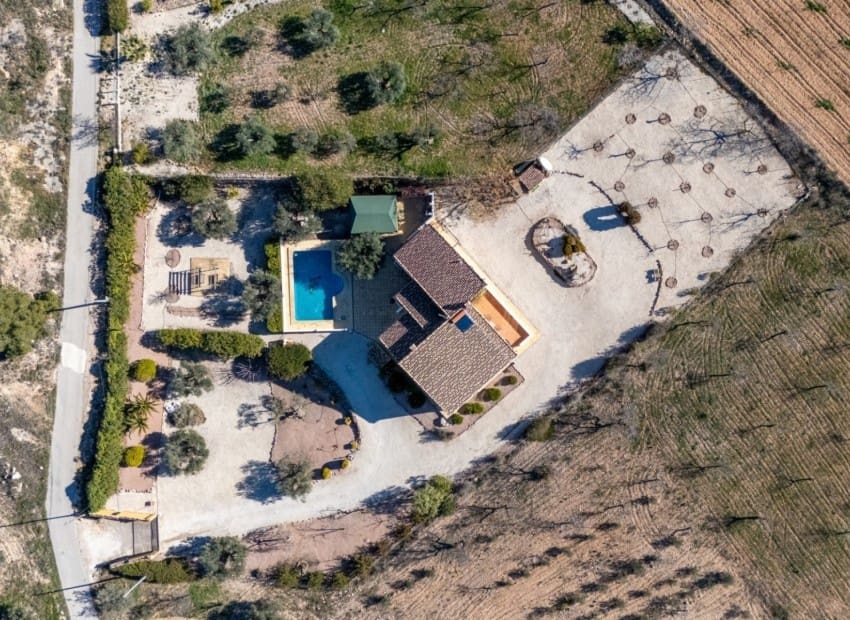 3 makuuhuone Maalaistalo myytävänä paikassa Pena Zafra de Arriba mukana uima-altaan 
autotalli - 395 000 € (Ref: 9628282)