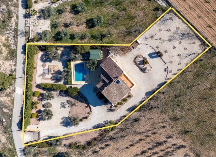 3 makuuhuone Maalaistalo myytävänä paikassa Pena Zafra de Arriba mukana uima-altaan 
autotalli - 395 000 € (Ref: 9628282)