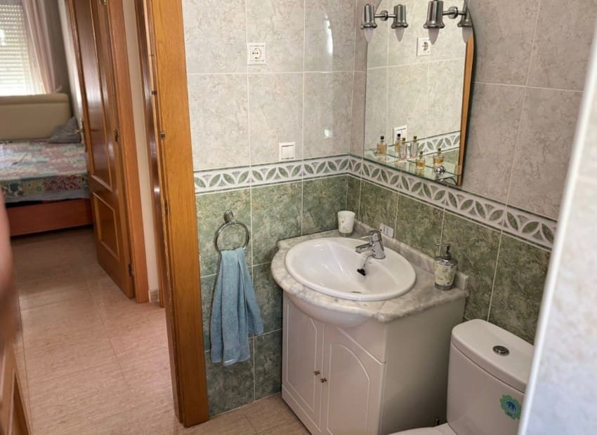 3 makuuhuone Paritalo myytävänä paikassa Avileses mukana uima-altaan 
autotalli - 230 000 € (Ref: 9628376)