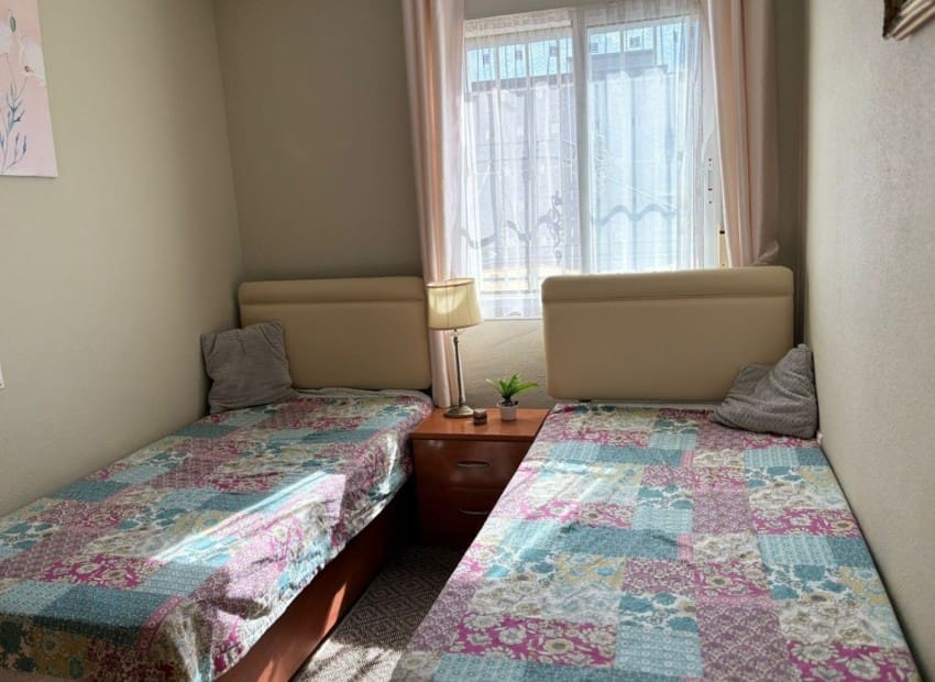 3 makuuhuone Paritalo myytävänä paikassa Avileses mukana uima-altaan 
autotalli - 230 000 € (Ref: 9628376)