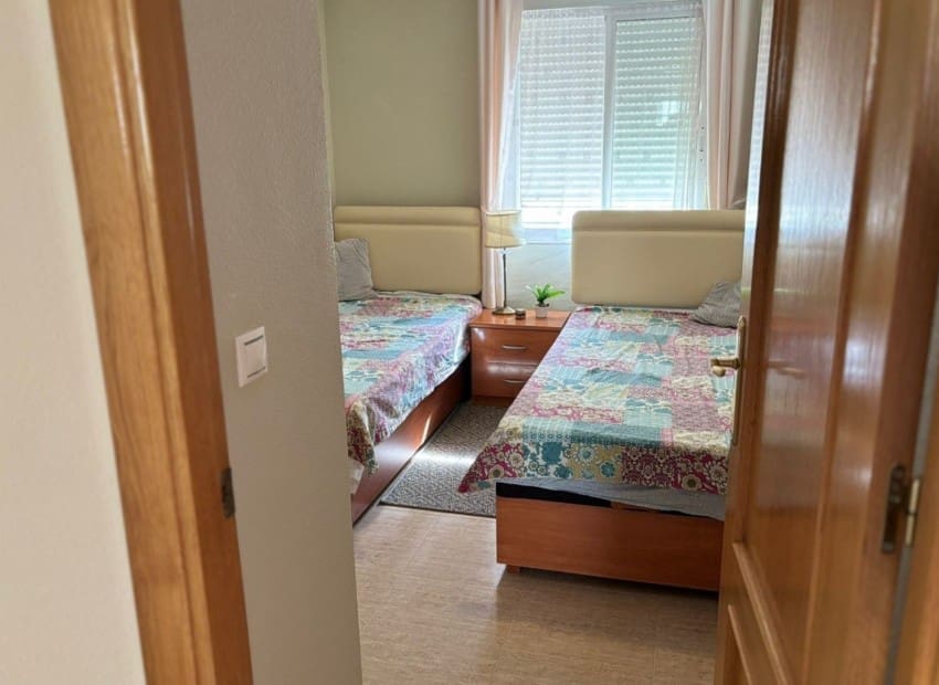 3 makuuhuone Paritalo myytävänä paikassa Avileses mukana uima-altaan 
autotalli - 230 000 € (Ref: 9628376)