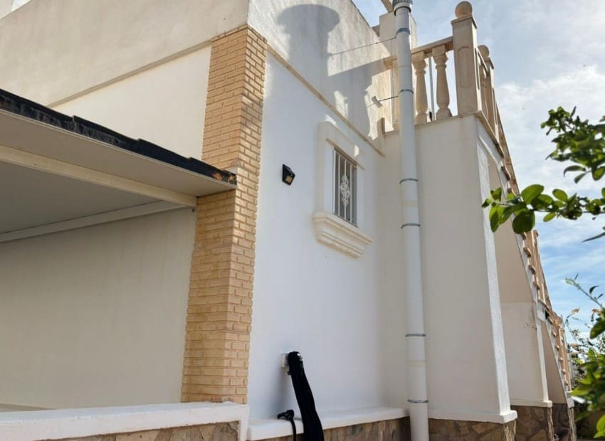 3 makuuhuone Paritalo myytävänä paikassa Avileses mukana uima-altaan 
autotalli - 230 000 € (Ref: 9628376)