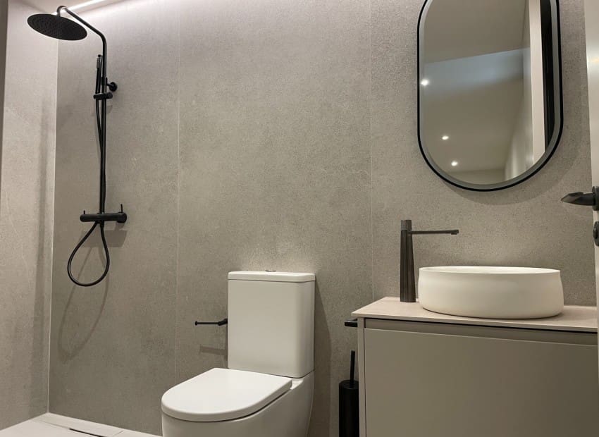 5 bedroom Villa for sale in Calpe / Calp with pool garage - € 1,550,000 (Ref: 9650931)