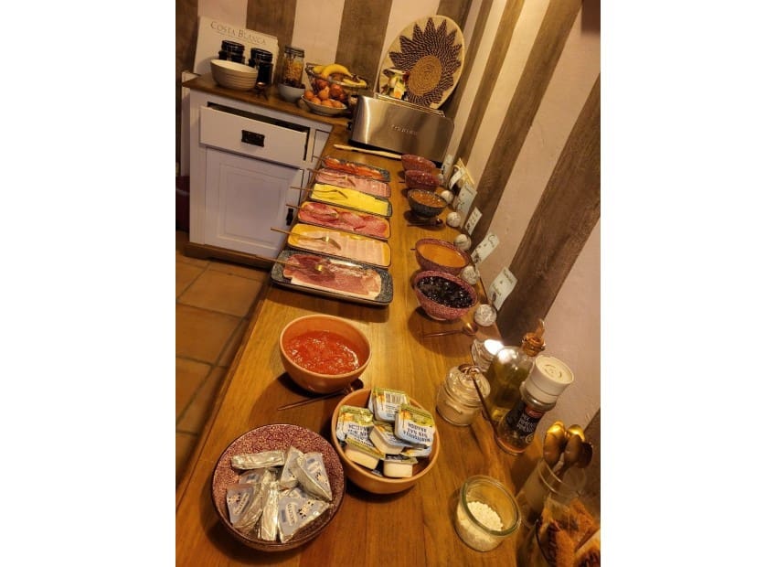 7 soveværelse Erhverv til salg i Vall de Gallinera med swimmingpool - € 799.000 (Ref: 9654444)