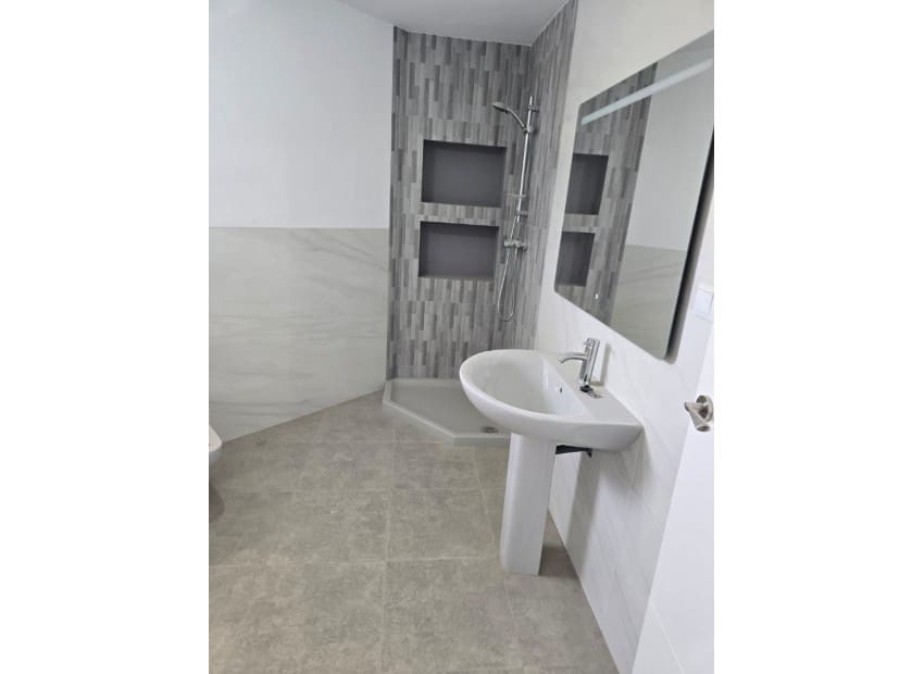 4 sypialnia Willa na sprzedaż w La Nucia z basenem - 795 000 € (Ref: 9659727)