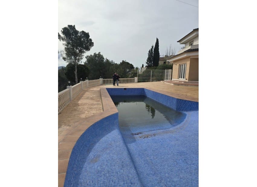 4 sypialnia Willa na sprzedaż w La Nucia z basenem - 795 000 € (Ref: 9659727)