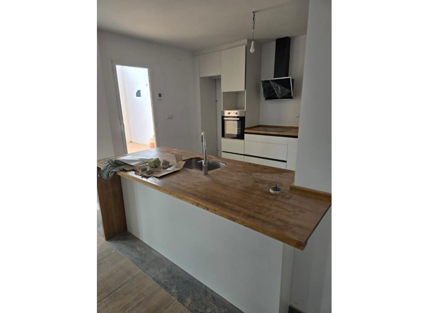 4 sypialnia Willa na sprzedaż w La Nucia z basenem - 795 000 € (Ref: 9659727)