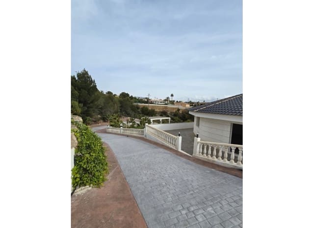 4 sypialnia Willa na sprzedaż w La Nucia Pueblo  , La Nucia z basenem - 795 000 € (Ref: 9659727)