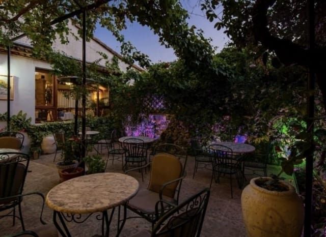 20 soverom Hotell til salgs i Alcoy / Alcoi med svømmebasseng garasje - € 3 500 000 (Ref: 9660638)