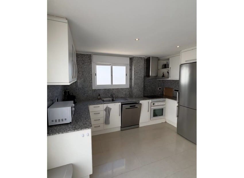 4 slaapkamer Villa te koop in Altea met zwembad garage - € 699.000 (Ref: 9660639)