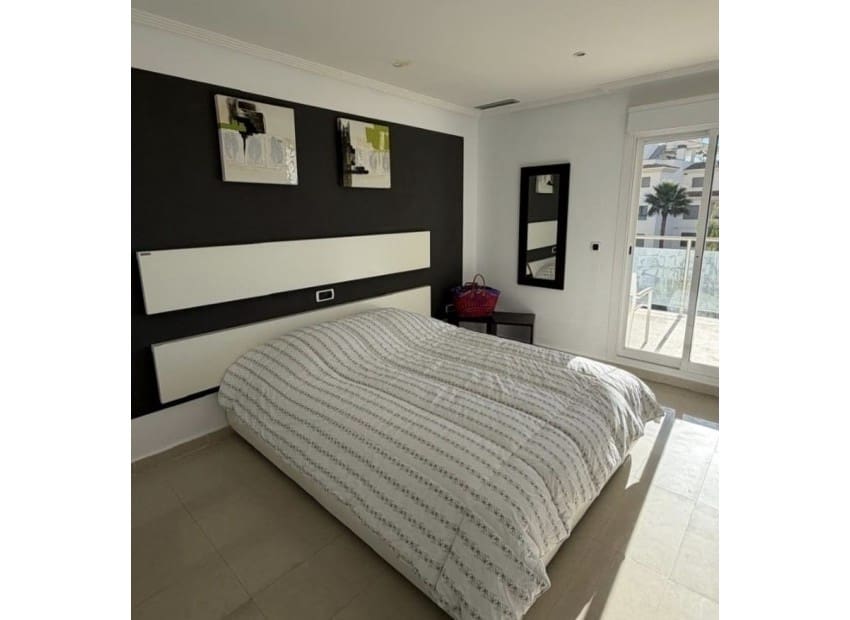 4 slaapkamer Villa te koop in Altea met zwembad garage - € 699.000 (Ref: 9660639)