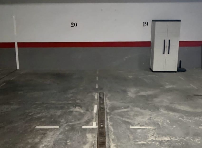 4 slaapkamer Villa te koop in Altea met zwembad garage - € 699.000 (Ref: 9660639)