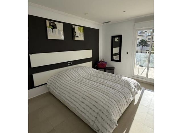 4 slaapkamer Villa te koop in Altea met zwembad garage - € 699.000 (Ref: 9660639)