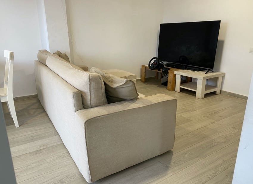 2 makuuhuone Huoneisto myytävänä paikassa Arenal mukana uima-altaan - 275 000 € (Ref: 9679094)