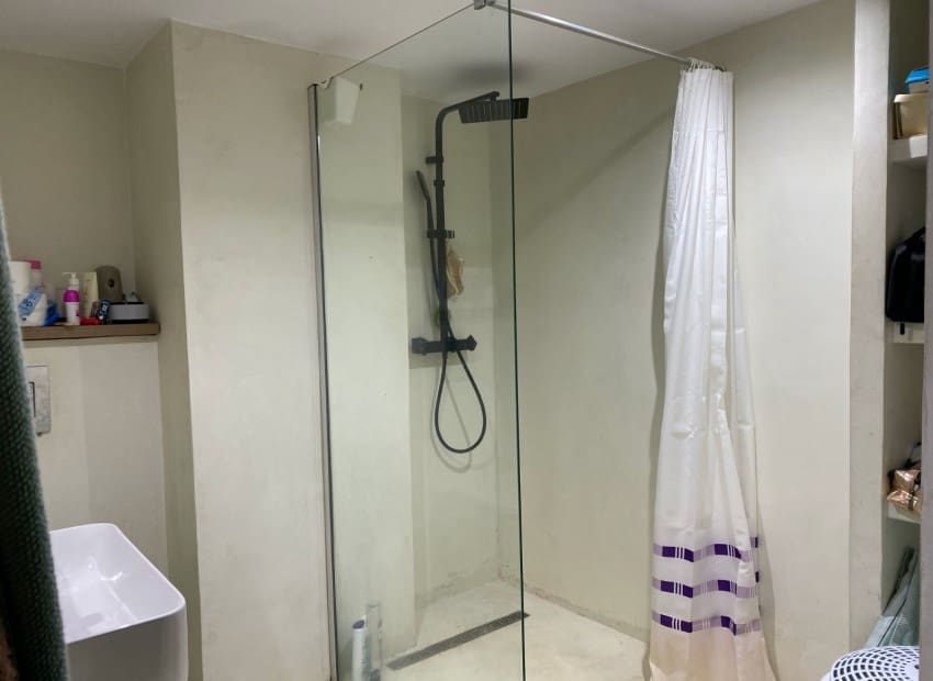 2 makuuhuone Huoneisto myytävänä paikassa Arenal mukana uima-altaan - 275 000 € (Ref: 9679094)