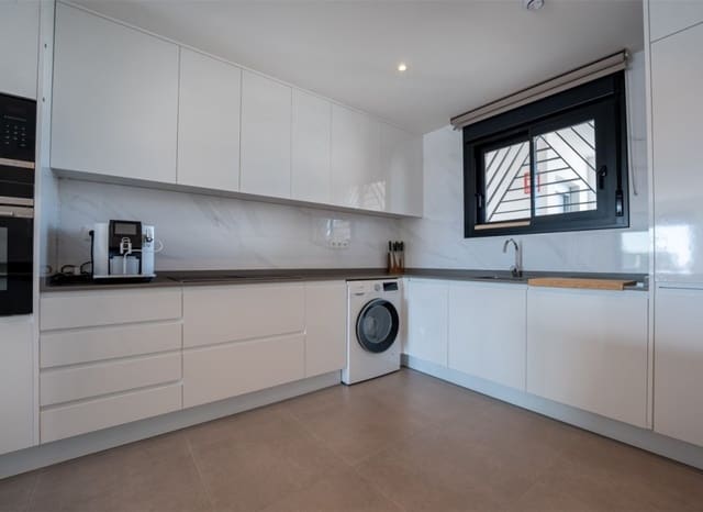 2 soveværelse Lejlighed til salg i Las Filipinas med swimmingpool garage - € 375.000 (Ref: 9699966)