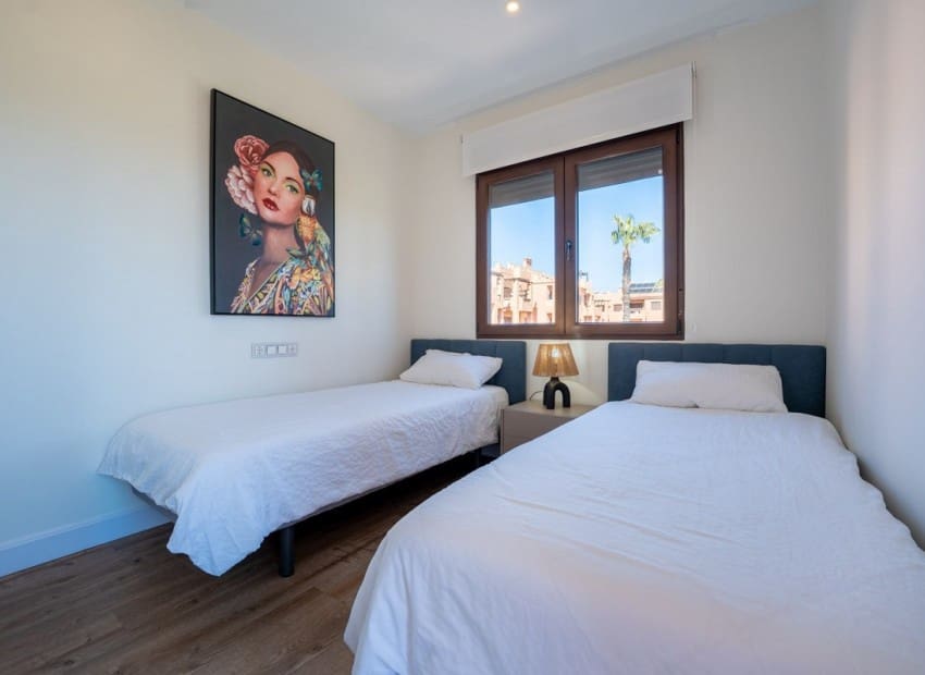 2 quarto Apartamento para venda em Los Alcazares com piscina garagem - 280 000 € (Ref: 9699967)