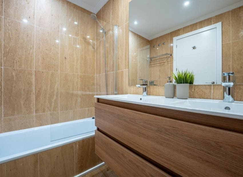 2 quarto Apartamento para venda em Los Alcazares com piscina garagem - 280 000 € (Ref: 9699967)