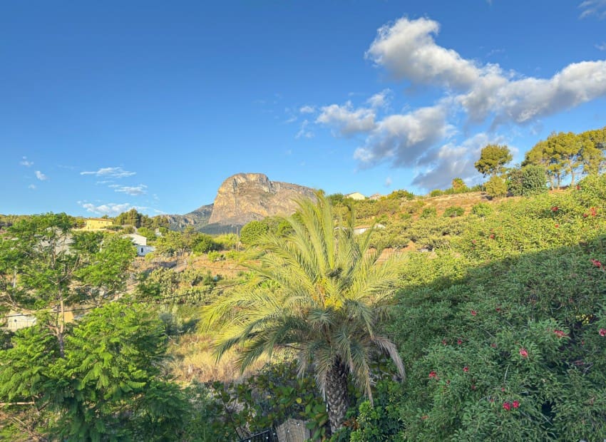 4 bedroom Villa for sale in Polop with pool - € 375,000 (Ref: 9715587)