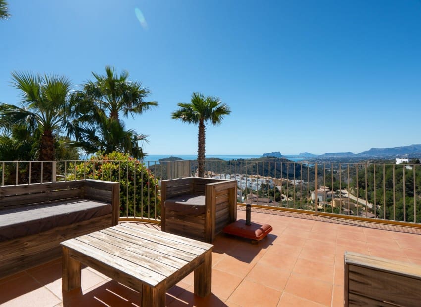 4 sypialnia Willa na sprzedaż w Cumbre del Sol z basenem - 745 000 € (Ref: 9720811)