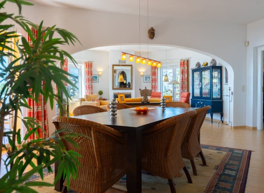 4 sypialnia Willa na sprzedaż w Cumbre del Sol z basenem - 745 000 € (Ref: 9720811)